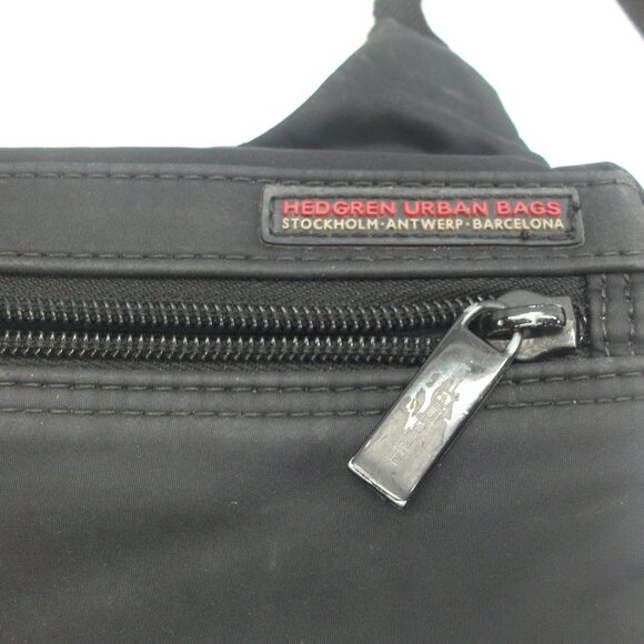 Hedgren Urban Black Crossbody Bag - Picture 2 of 4